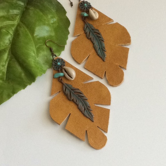 Genuine Leather Tan Leaf Earrings - Picture 2 of 7